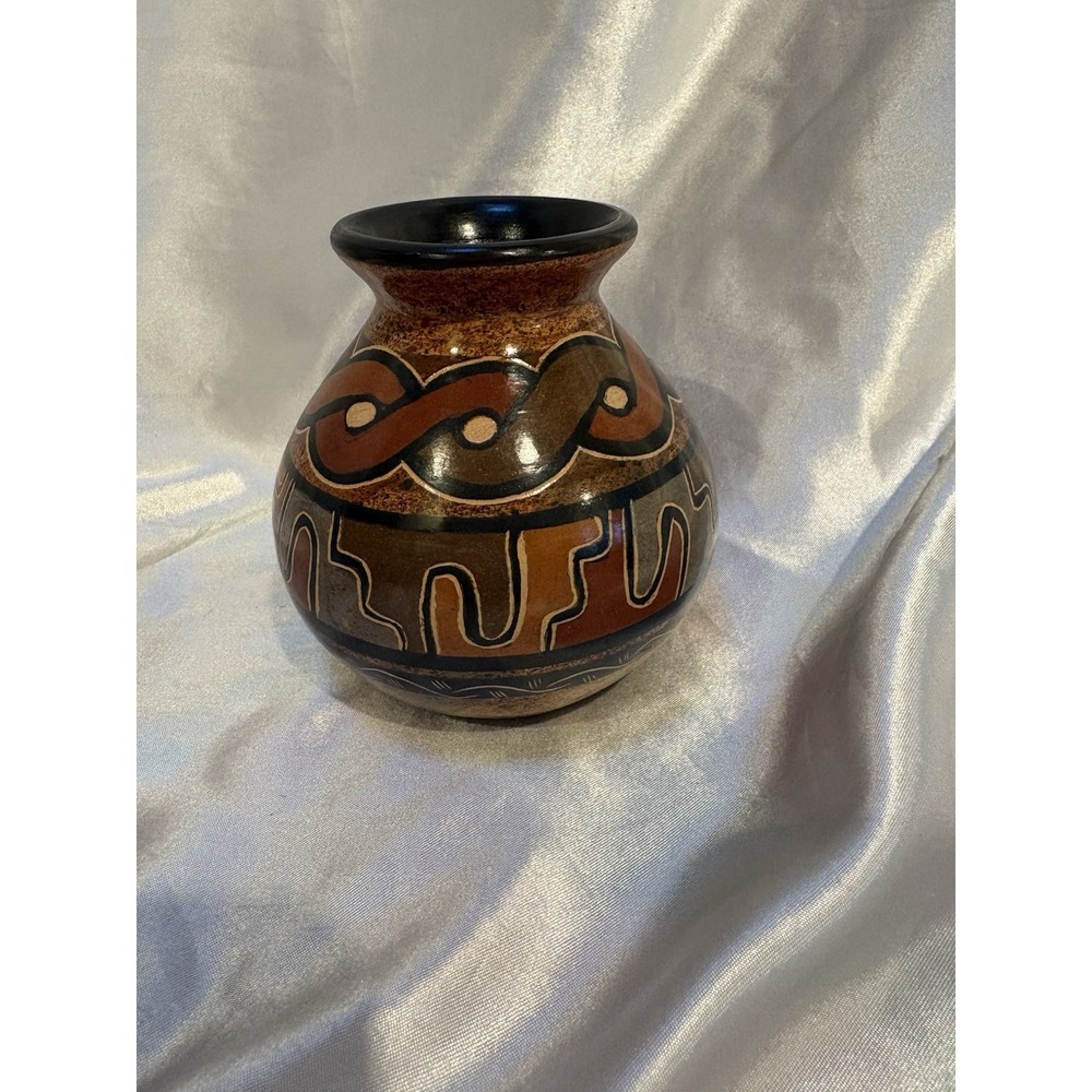 Vtg Costa Rica GUATIL Chorotega Pottery Vase Tortuguero National Park Souvenir